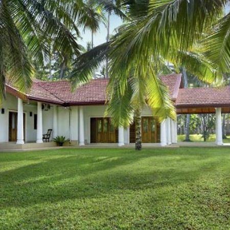 Coco Villa Peach Tree คาตุนายากา ภายนอก รูปภาพ