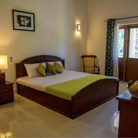Coco Villa Peach Tree คาตุนายากา ภายนอก รูปภาพ